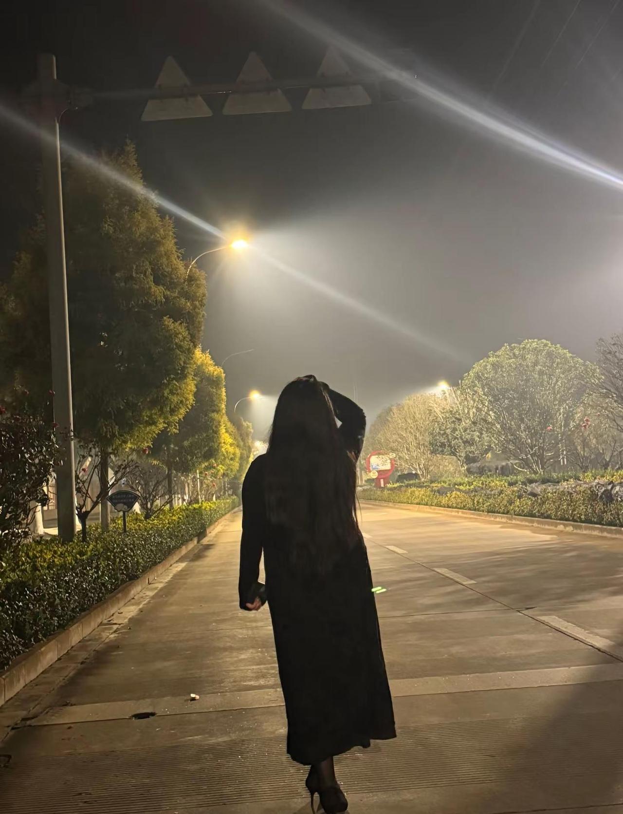 小酌两杯 把‘我没事’喝成‘我很好.@Ruiuoo^