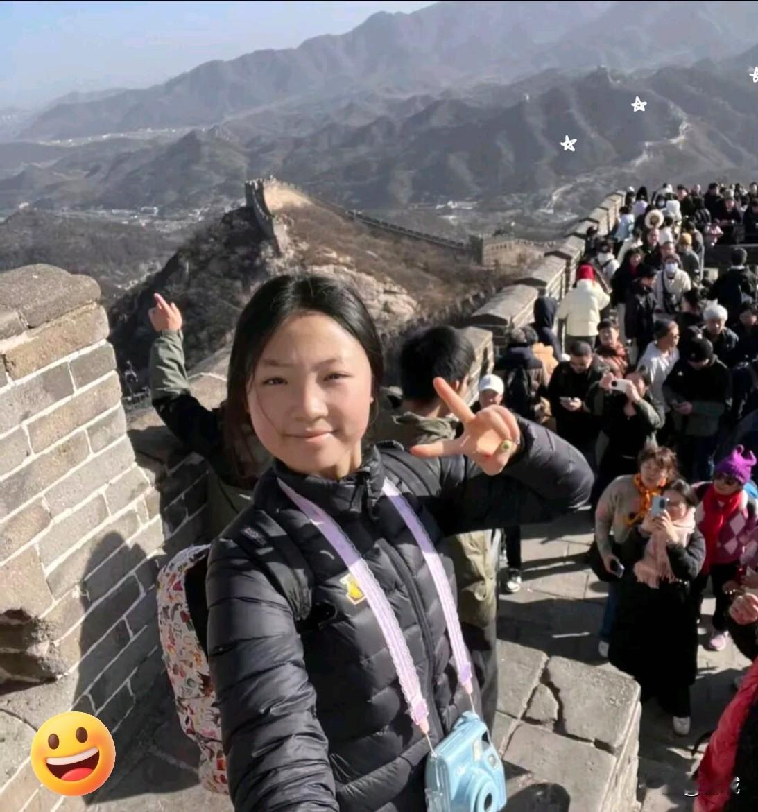 长城哽咽诵诗少女走红！这抹少年赤诚，看哭无数国人。
 
面相的玄学，终是藏着刻在