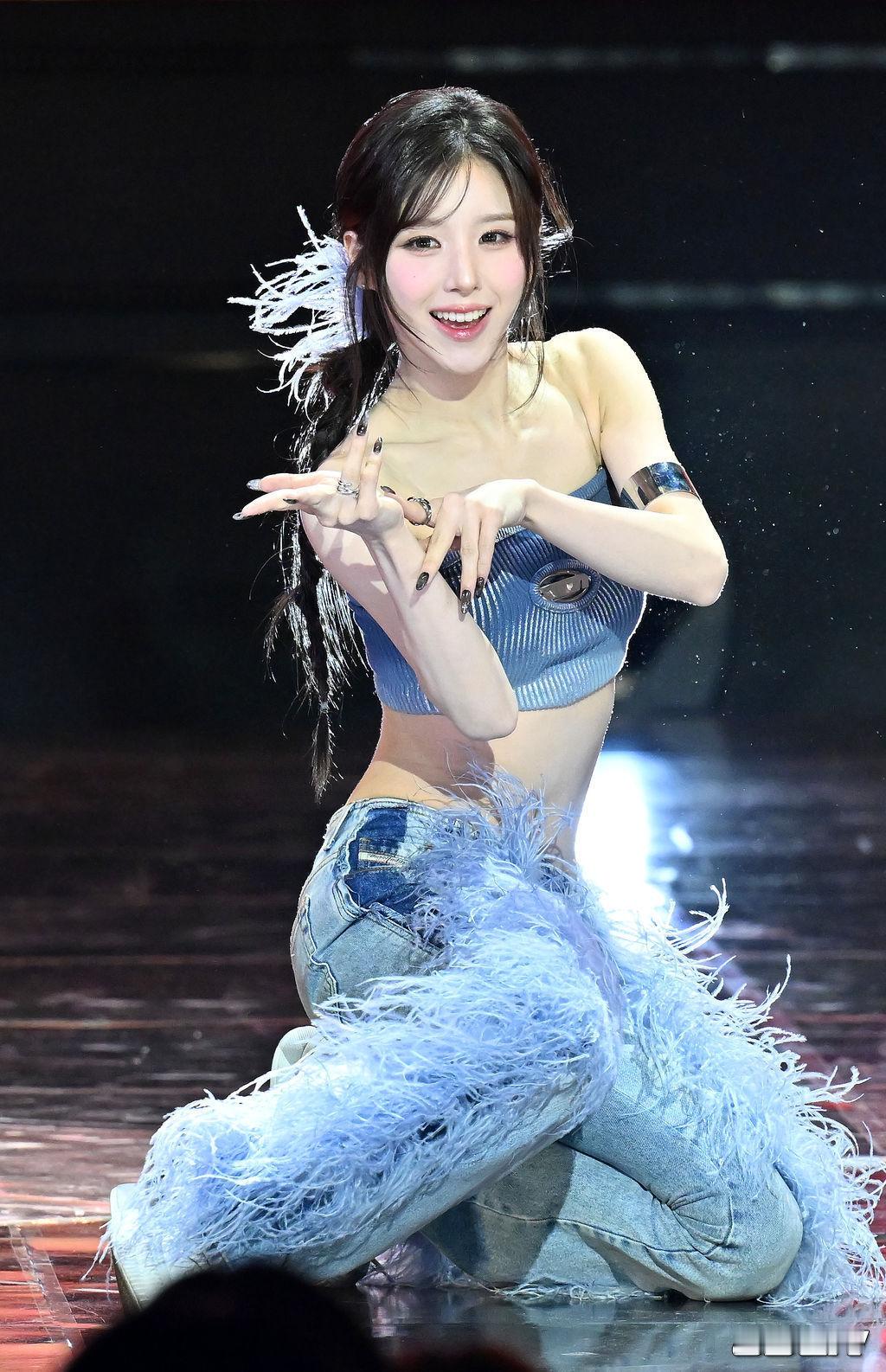 对田姬振的血统表示怀疑 美的不像人类这个种族✨ ​​​