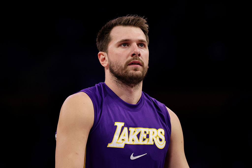 据espn报道，自从去年12月临时回斯洛文尼亚见证小女儿出生，东契奇就再也没有见