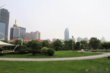 在青岛城阳居住的朋友，千万别错过郝家营旁边的夏庄运动公园，算得上周边居民免费的天