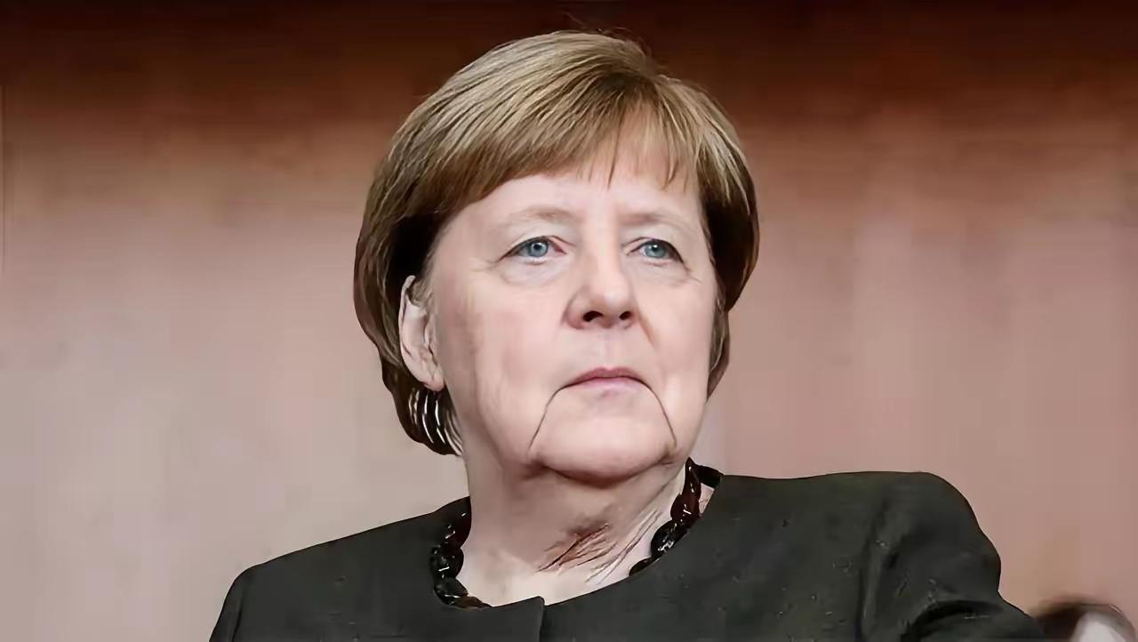 国家主权者的意志，不是某个领袖的豪言，也不是政党的私产，而是全体公民的公共意志—