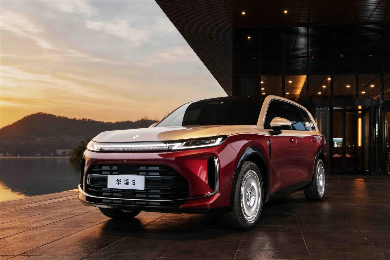 为什么中国最近几年努力发展电动汽车！

美国，每天消费石油1980万桶；
中国，