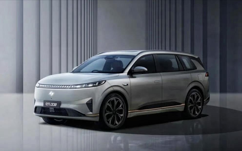 长得像MPV的跨界SUV？东风奕派eπ008官图
定位6座中大型SUV，提供插电