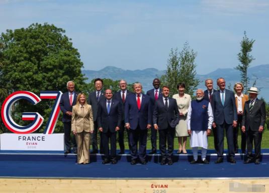 一起上了！英法美德联合动手，反对中国台岛东巡！
 6 月 24 号，英法美德这 