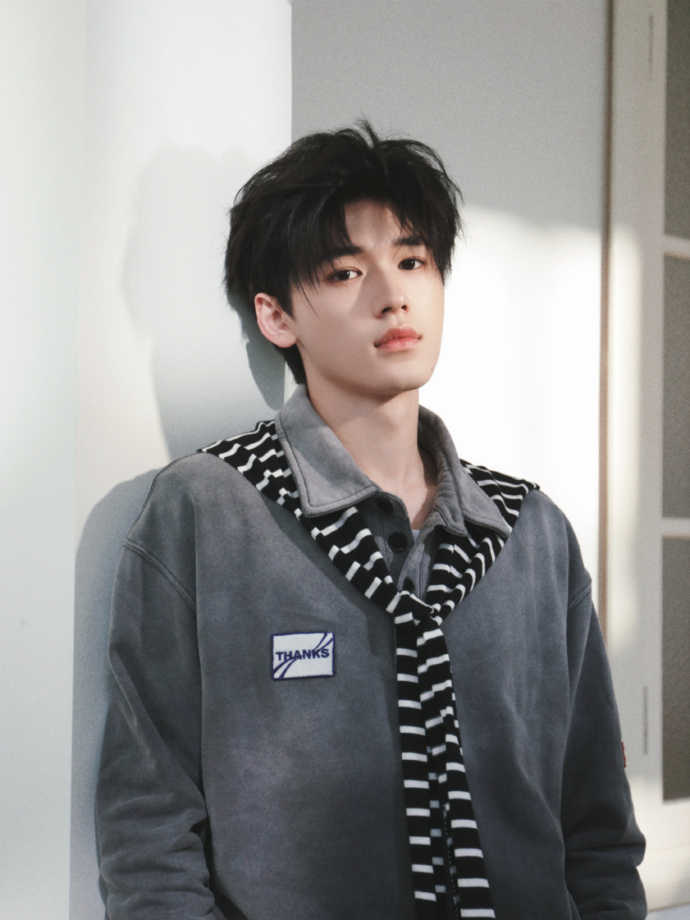 他们都说轩好帅宋亚轩男大完全男大