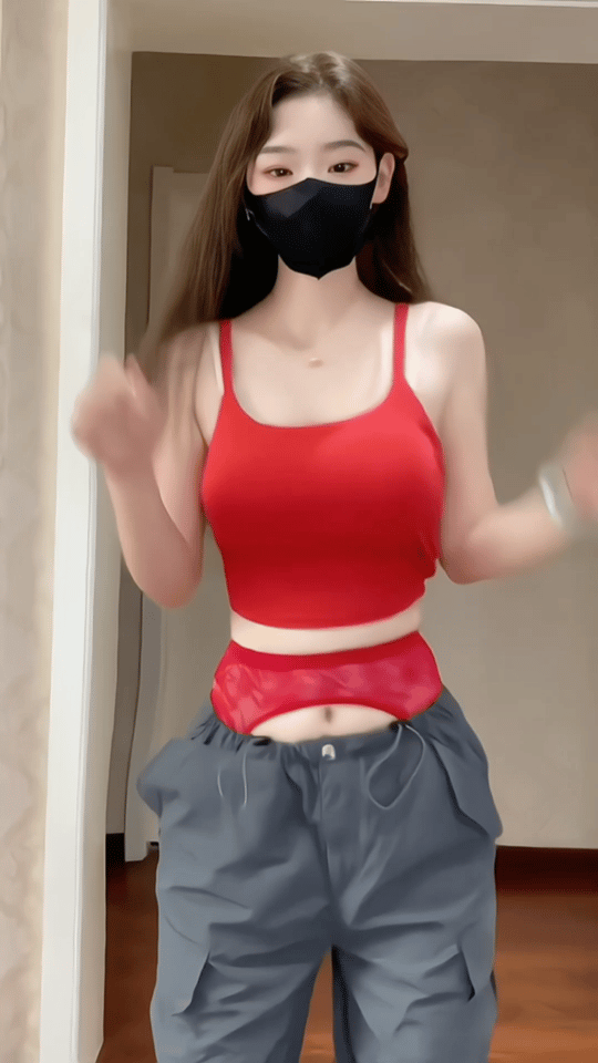红色诱惑妆造 ​​​