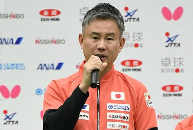 藏不住了！难怪日本女乒实力暴涨，主帅竟是马琳同门师兄

伦敦世乒赛女团决赛，国乒