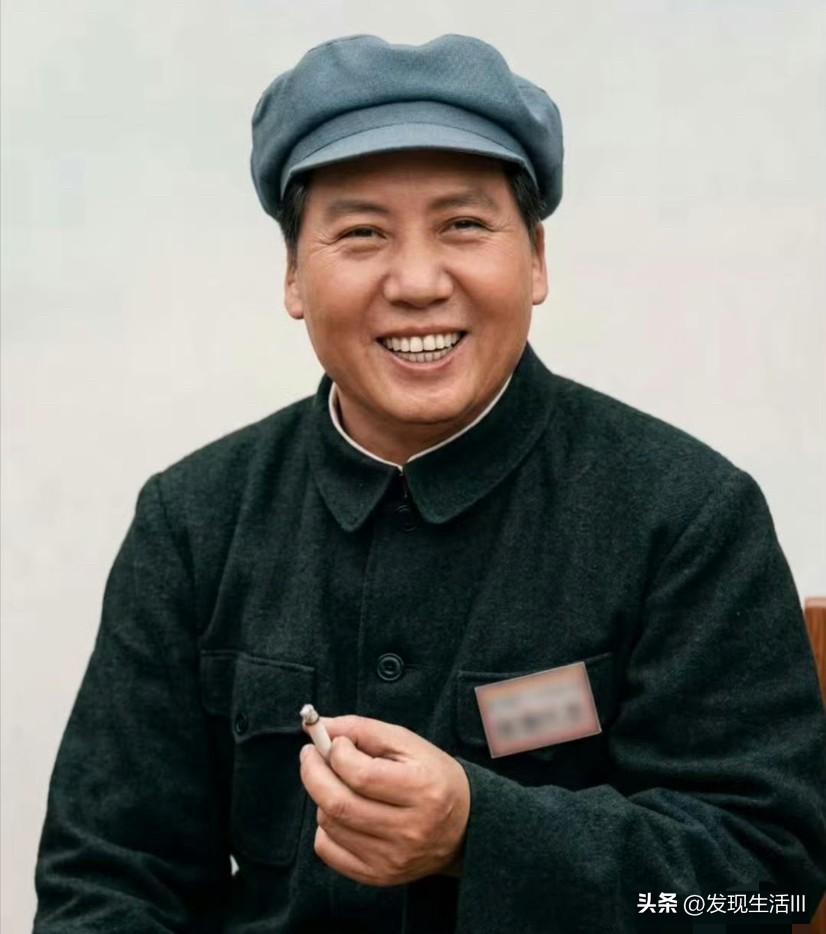 1950年初，北京解放不久，新中国向世界宣布，不再承认过往所有不平等条约。消息传