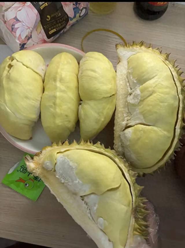 榴莲，不查不知道，一查，我真的炸裂