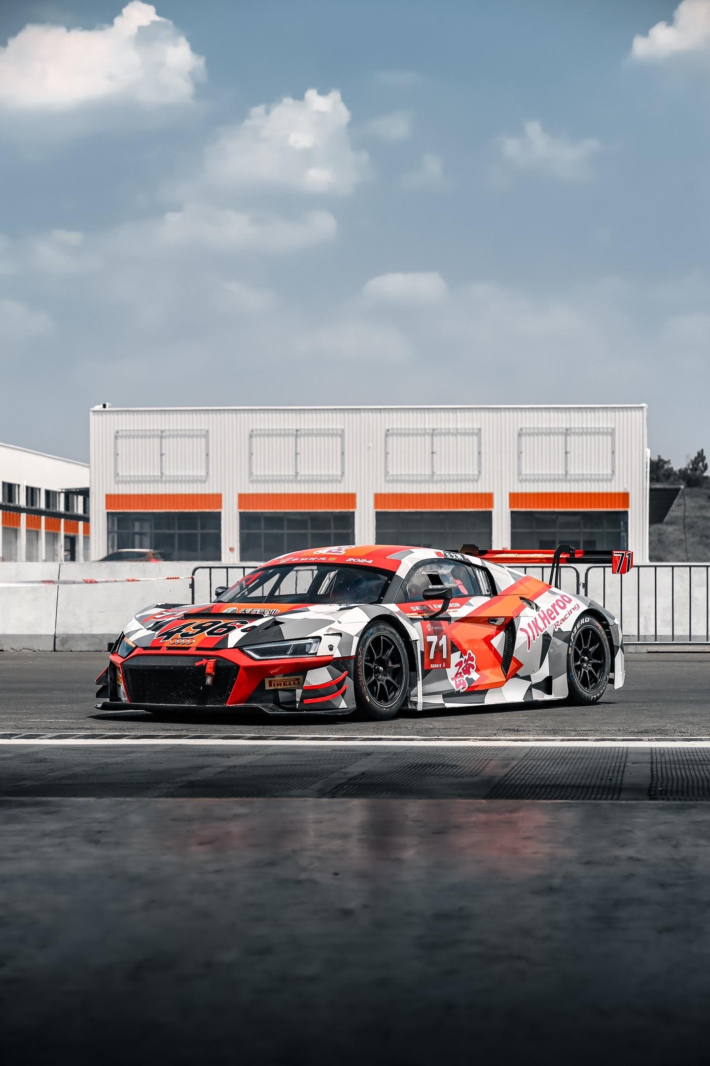 R8-gt3。