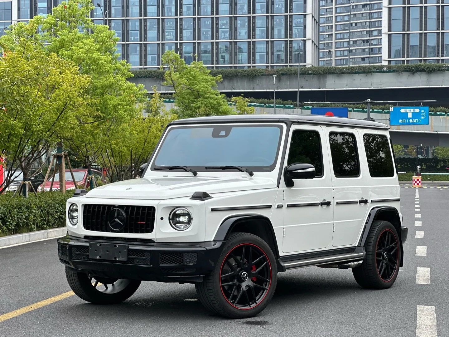 个人出21年奔驰大G只要120多