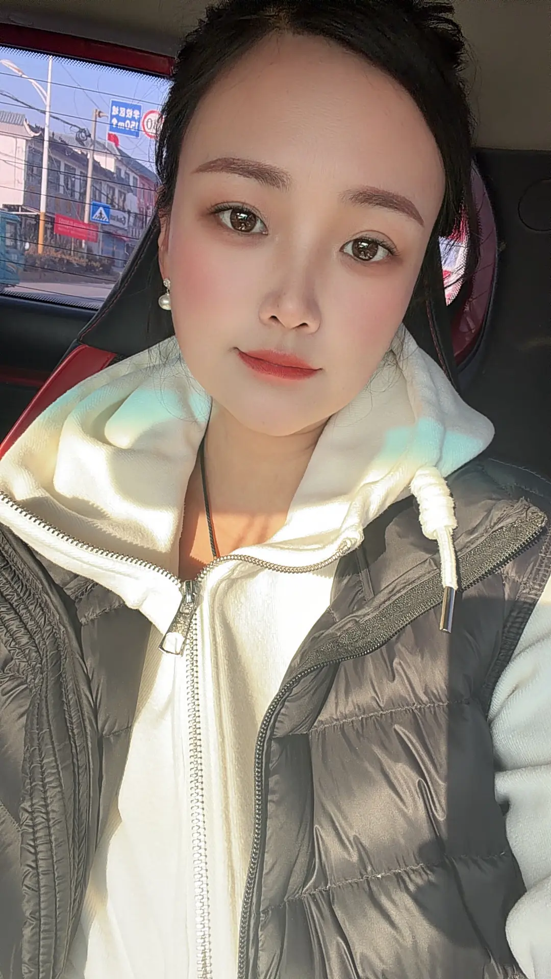 所有不尊重你的人赌的都是你没有前途赌你会忍 赌你会忘 赌你就算记着也没...