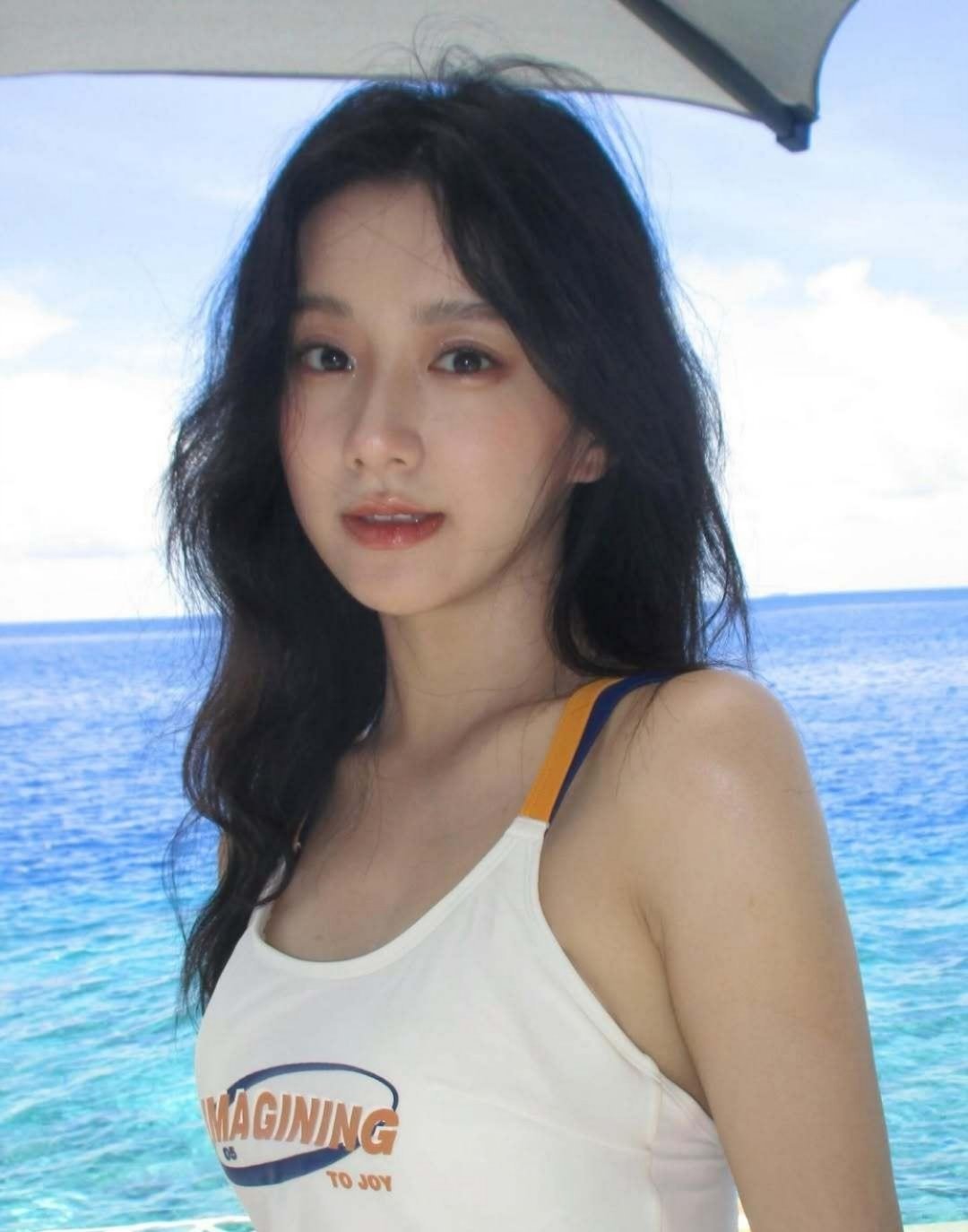包上恩泳装照 青春无敌 又纯又欲 