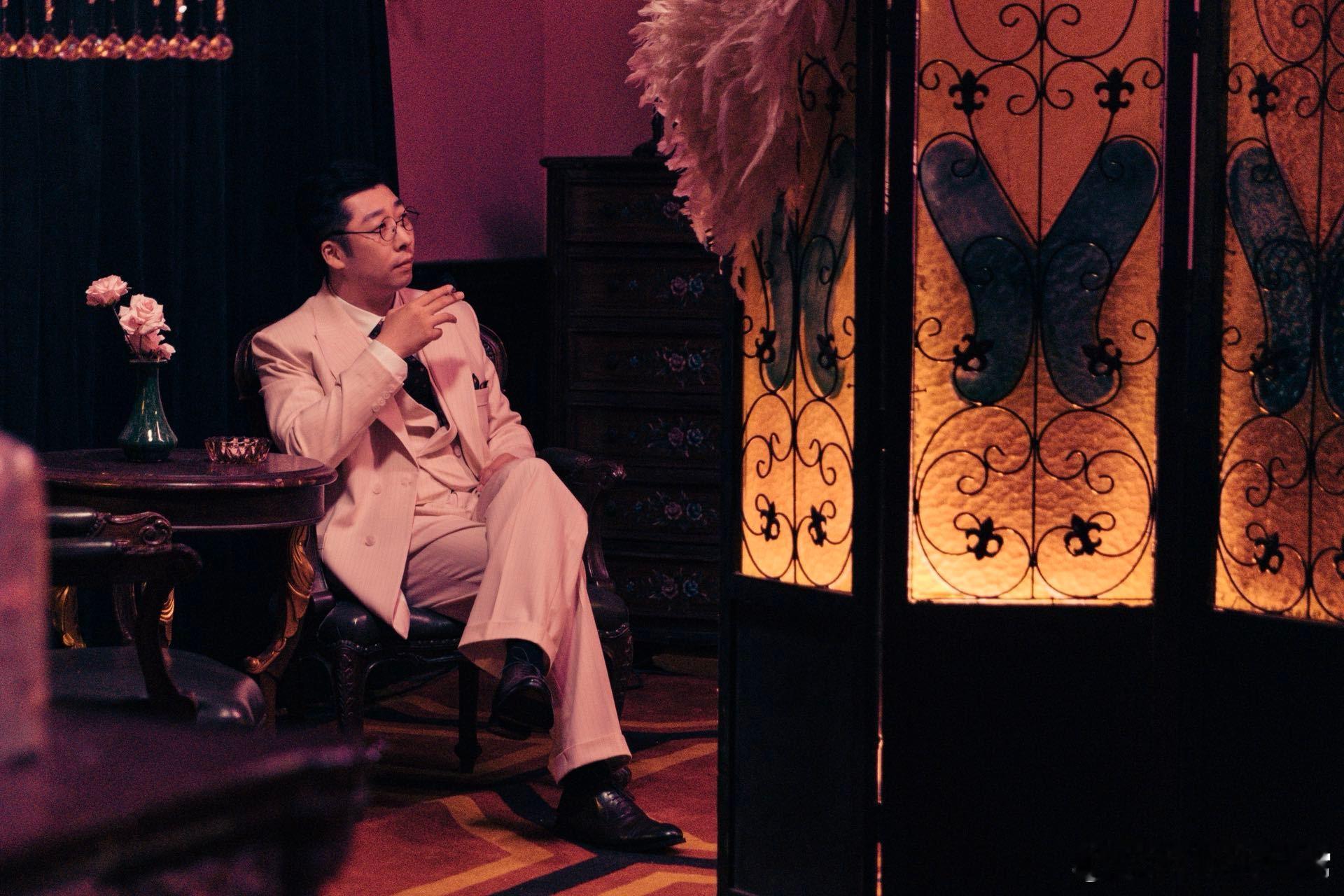 张子贤经典民国皮肤真的被张子贤的民国演技惊艳到！他演的民国角色从来都不脸谱化，微