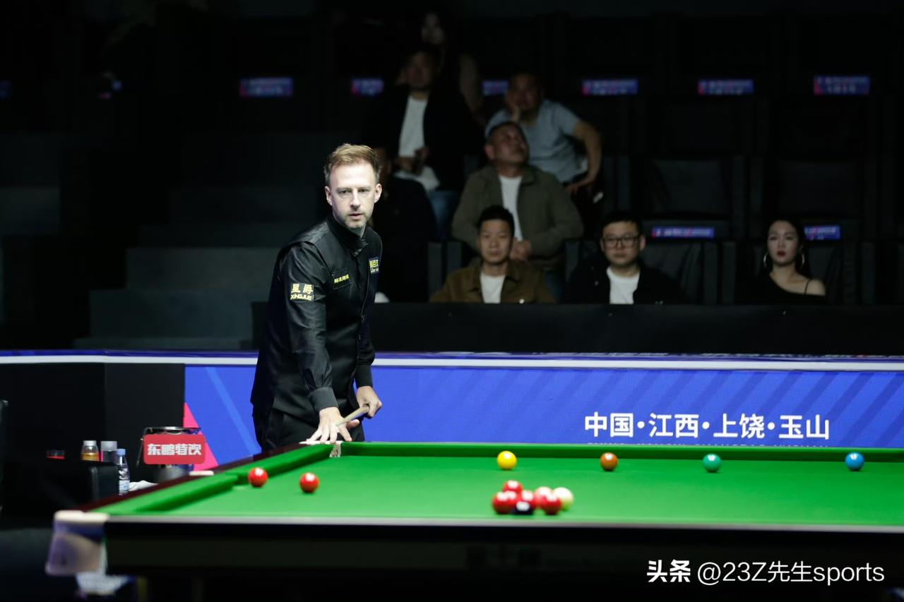 32进16轮次

全场比赛，贾德·特鲁姆普打出两杆破百（118、101）和三杆5