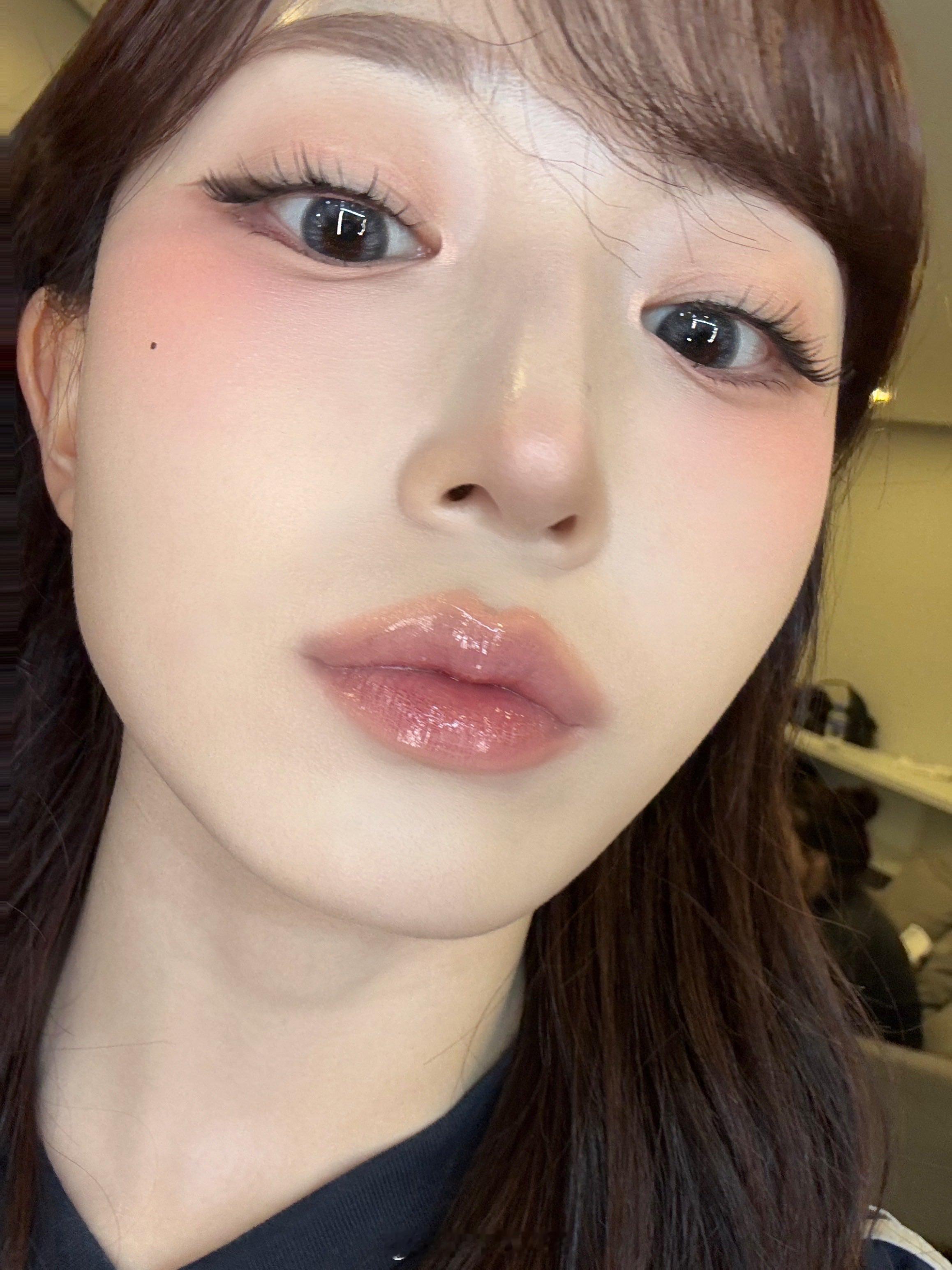 女爱豆妆容海媛 允真 