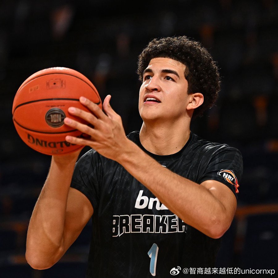 拥有首轮行情的墨西哥小将Karim Lopez对阵墨尔本联轰下NBL职涯新高32