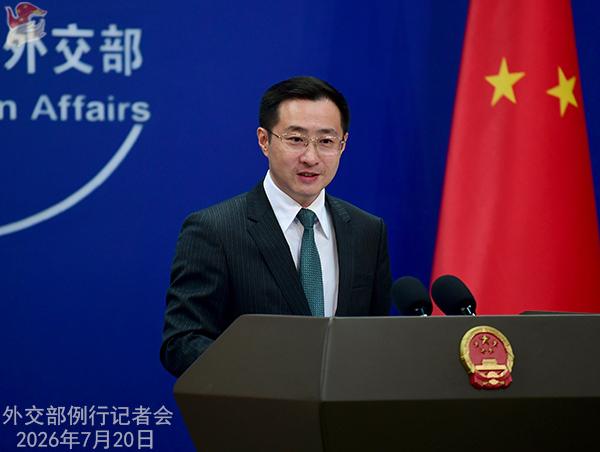 7月17日台湾当局外事部门宣布取消对柬埔寨的所谓“签证”便利措施，声称“柬埔寨背