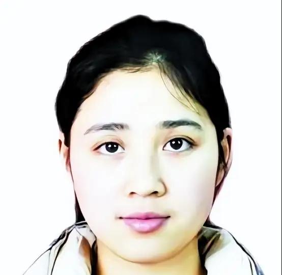 1990年，重庆36岁光棍捡到了一个女婴，不舍吃不舍喝将女孩养大，谁知，养女成年