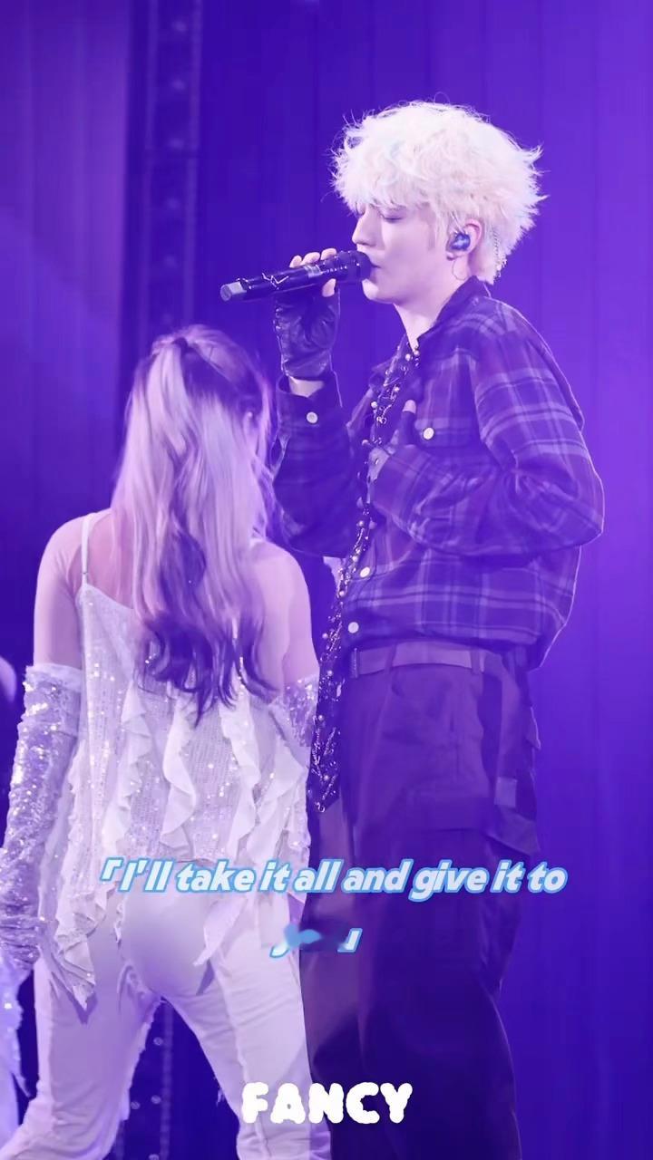 🌙ending也设计得完美，天赋怪来的王俊凯当潮汐漫溢巡回演唱会