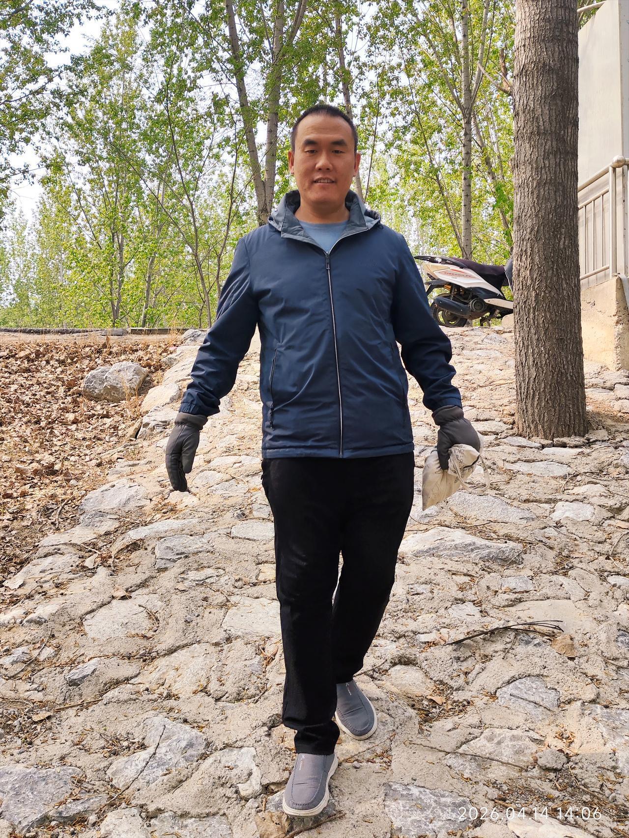 我打算给老公捏脚，他却说给我脸了。

这两天良心发现，做了一个决定，打算等老公回