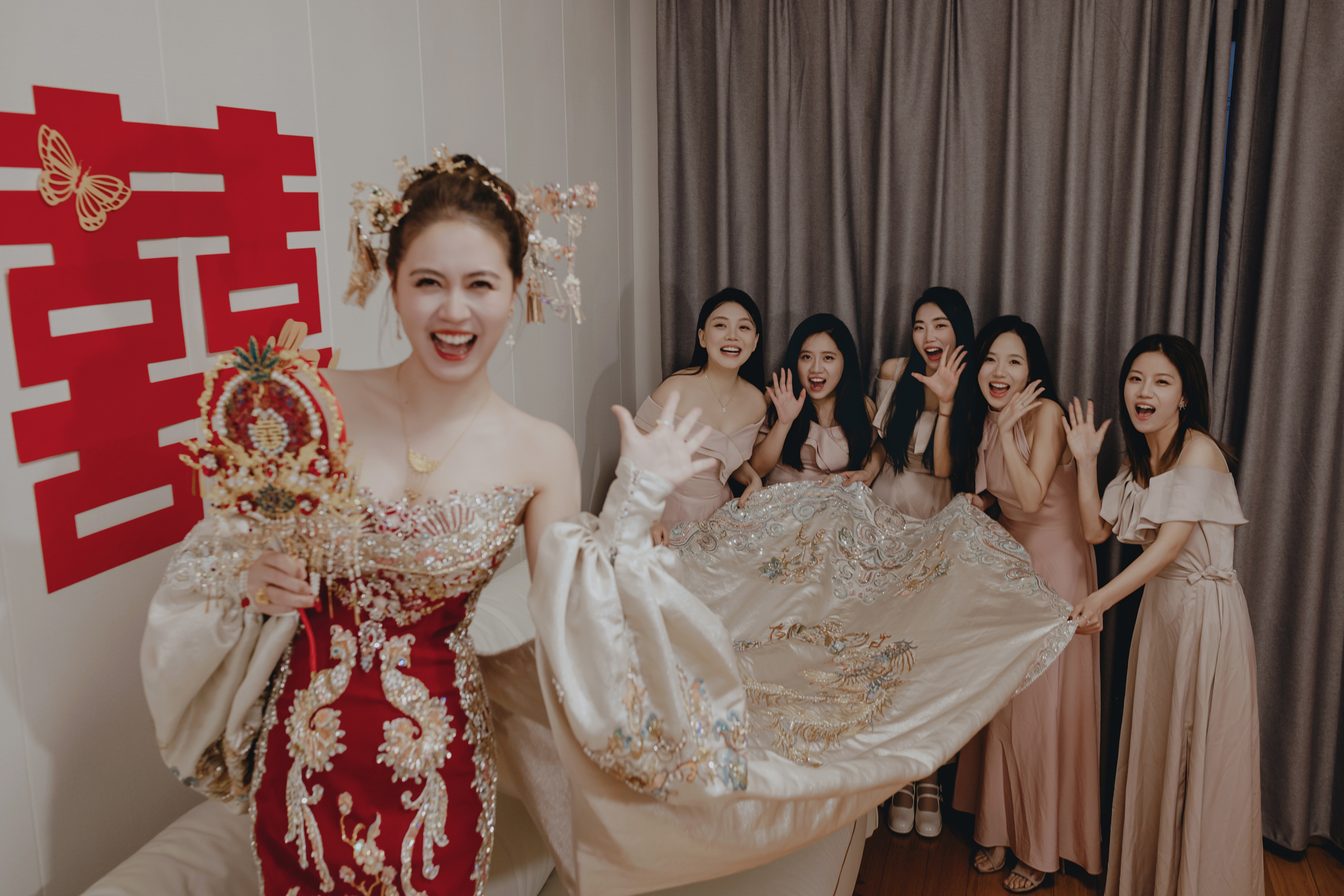存档婚礼那天💒人会在爱里圆满～“那天 家人在两侧 朋友在身边”真的超爱群像和镜
