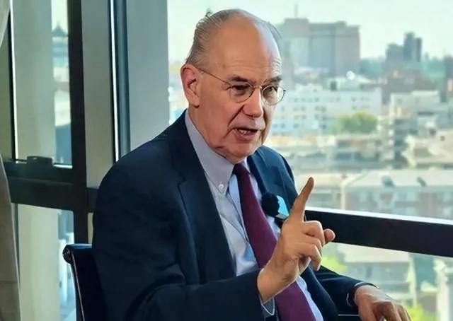 美国政治学家米尔斯海默称，乌克兰冲突无法通过外交解决，最终只能战场见分晓。

双