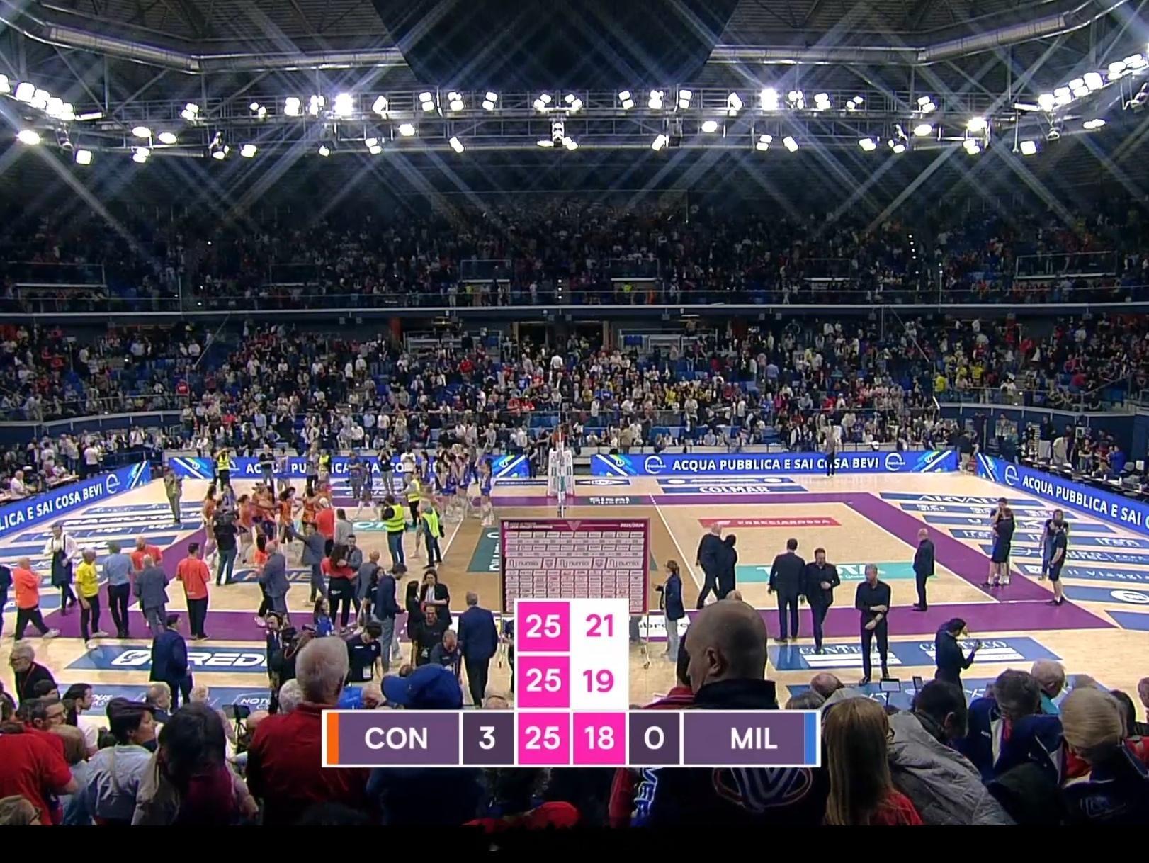 2025-2026女排意甲 决赛第二场，科内利亚诺刚刚在客场以3-0完胜米兰，在