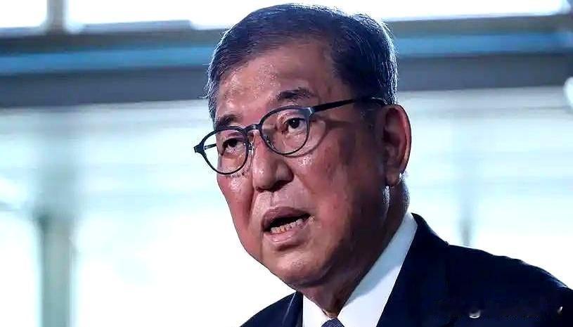 石破认可一个中国遭炮轰，右翼骂他卖国贼，未来能否成中日破冰关键？

11月29号