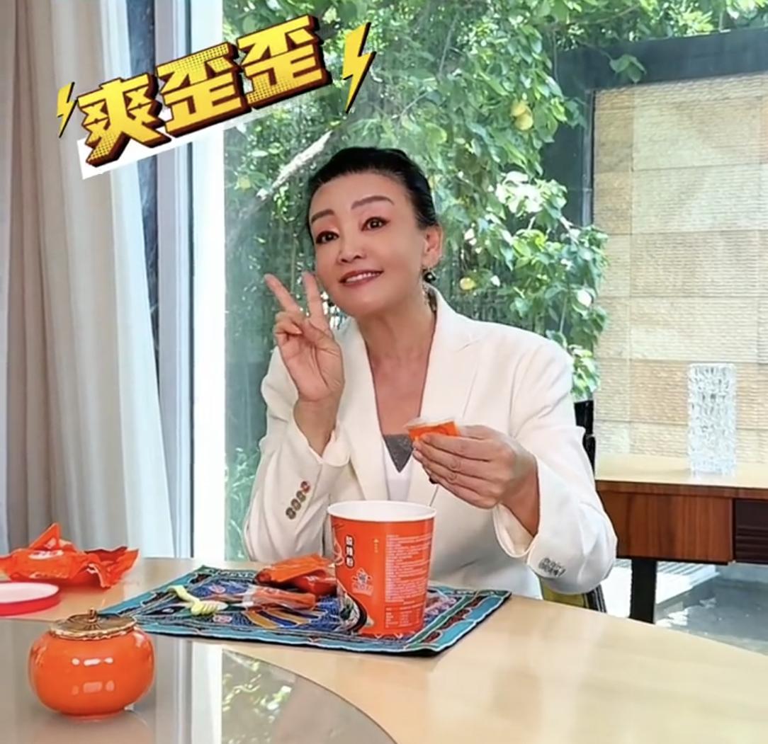 张兰发视频否认和孟贺和解一事儿，称:自己从来没有放弃过，也没有主动联系过他，官司