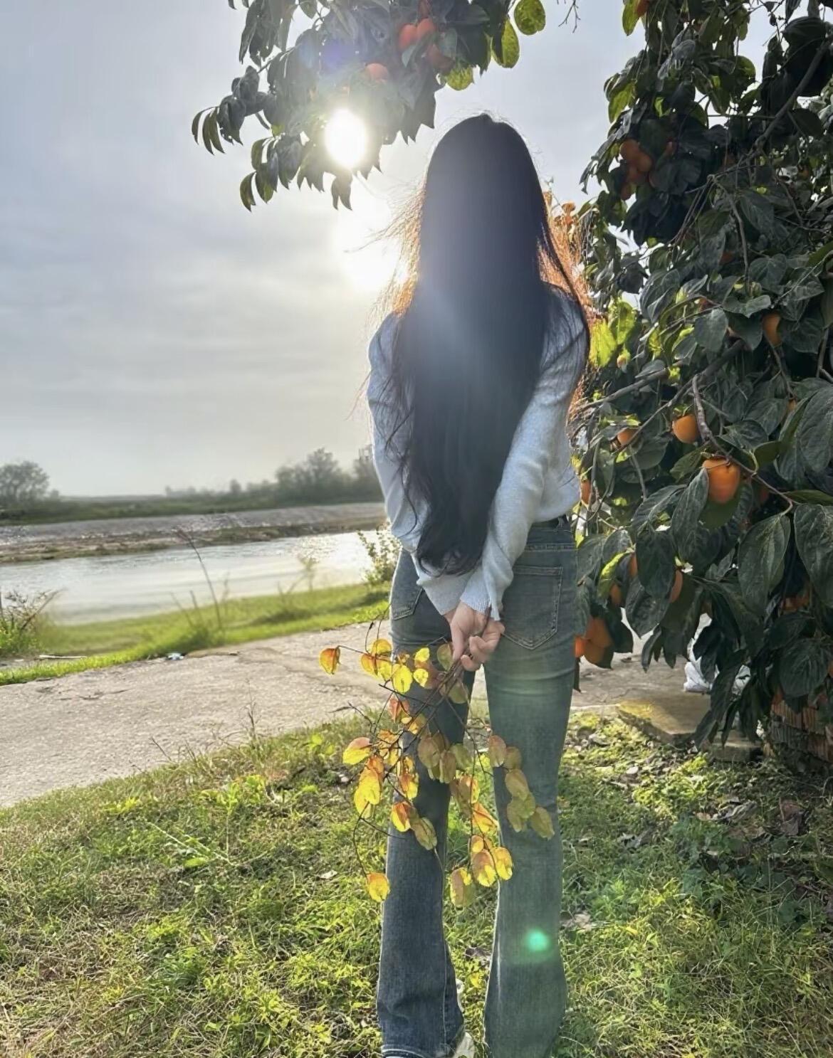 人这一辈子，

父亲的脾气会影响孩子的命运吗？

肯定会的。

父亲脾气好，
家