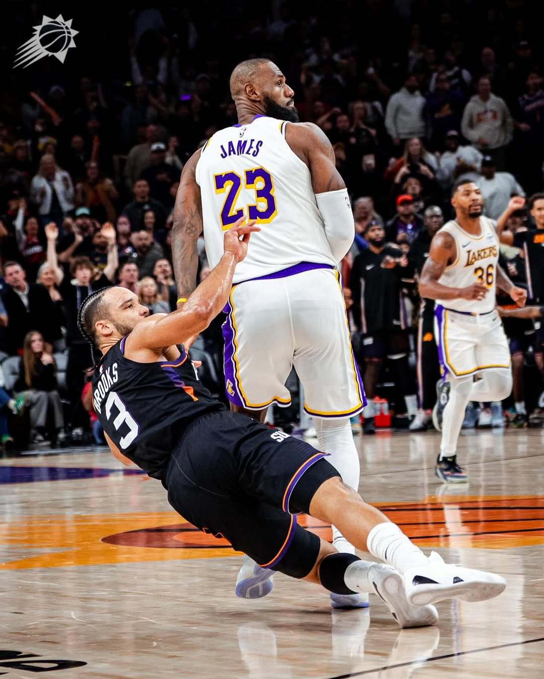 ”每晚他系紧鞋带时，那种极致的竞技状态，我们都能感受到……我们深知他身上迸发的能