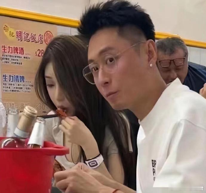 哭死！！！奉劝家人们找对象，看不清男友的面目时，看看他的男闺蜜好不好，张嘉倪就是