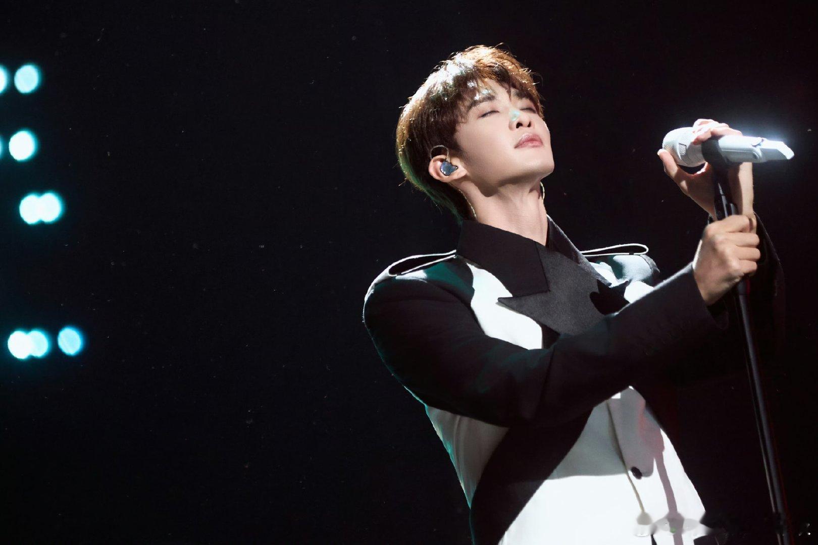 声生不息华流季微博开分8.4 声生不息 谁还没追《声生不息·华流季》？8.4分开