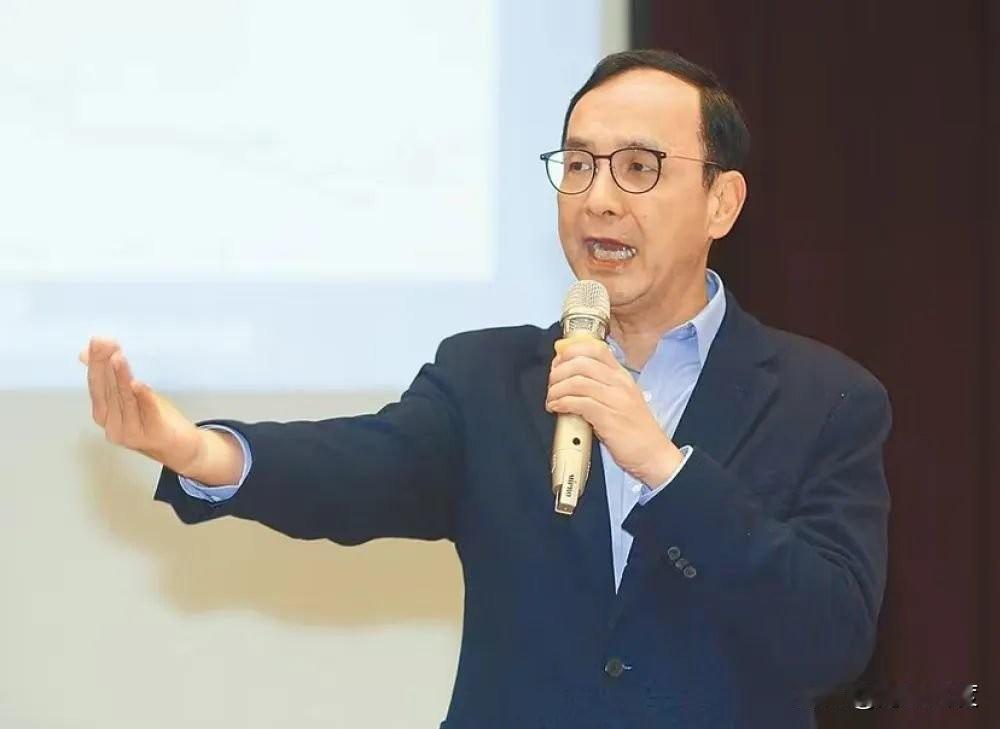 蔡柯对谈各怀鬼胎，朱立伦不必随之起舞！
1
蔡英文与柯文哲目前相约吃早午餐，两人