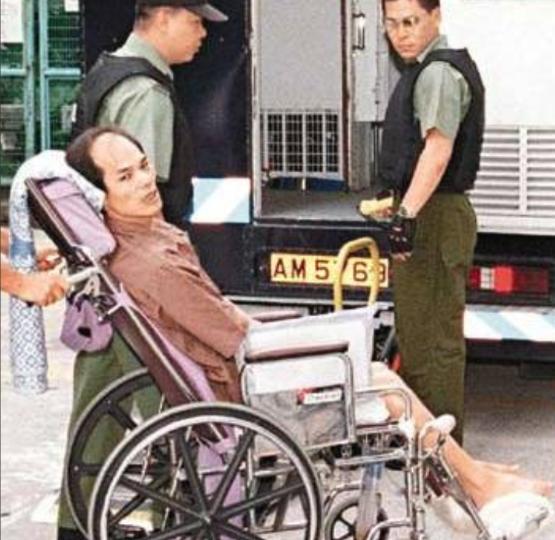 香港“世纪大贼王”叶继欢，有一个考上清华大学的女儿。这些年，富豪刘銮雄一直默默资