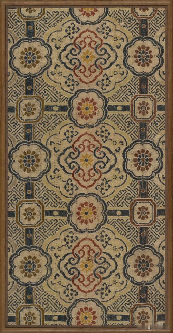 见识一下欧阳询的《九成宫醴泉铭》的北宋拓本吧，有没有让你惊艳？
《九成宫》作为欧