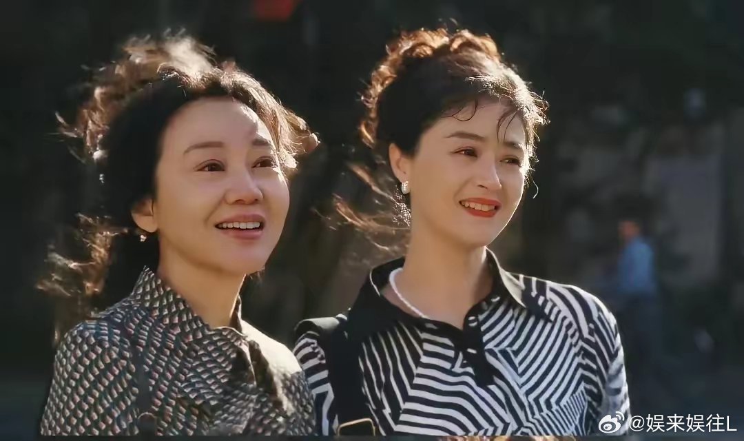 蒋欣真的大气《小巷人家》她的戏份不比闫妮少，看起来更像个双女主，本身演技能打获奖