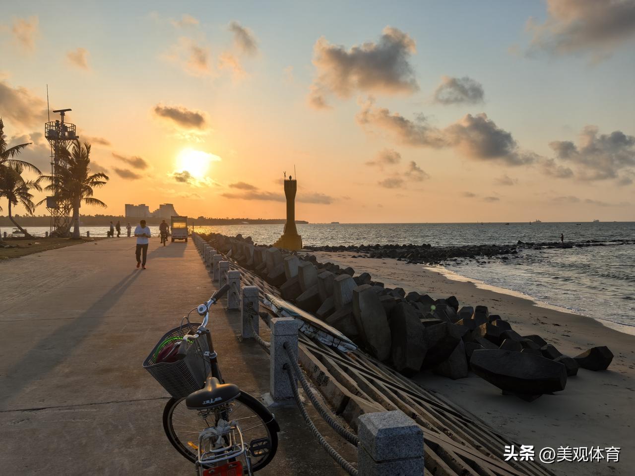 清澜半岛朝霞满天