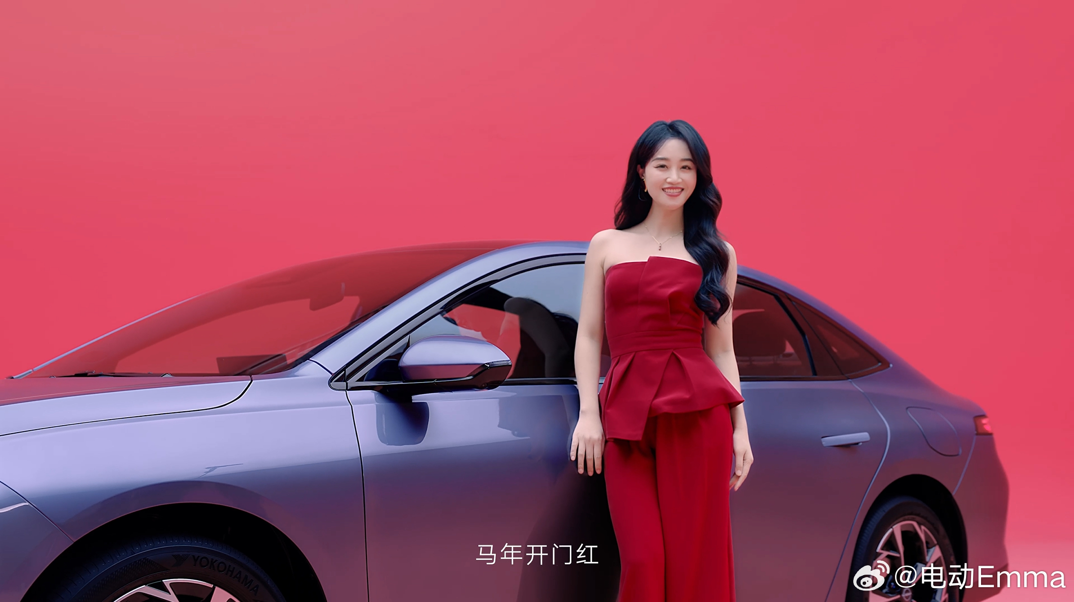 合伙人今年本命年，他说已经买了那种露外面是正常颜色，里面是红色的“社恐本命年袜”