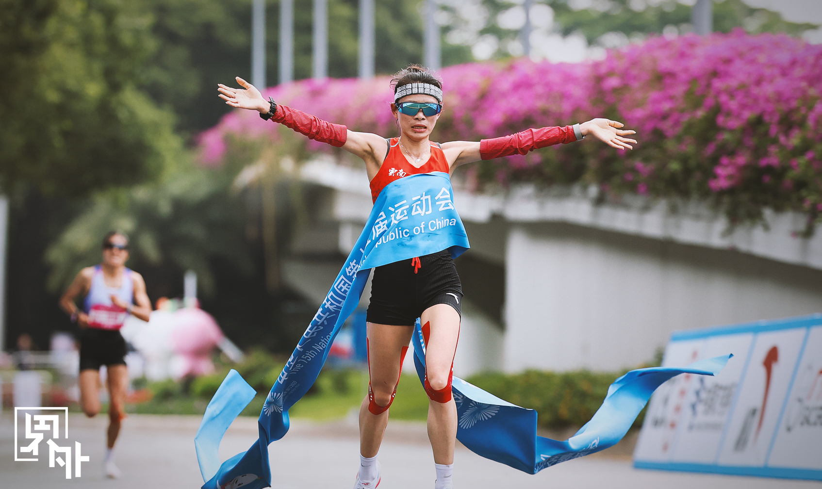 全运会女子马拉松决赛，张德顺2:30:20夺冠，成功卫冕！ 