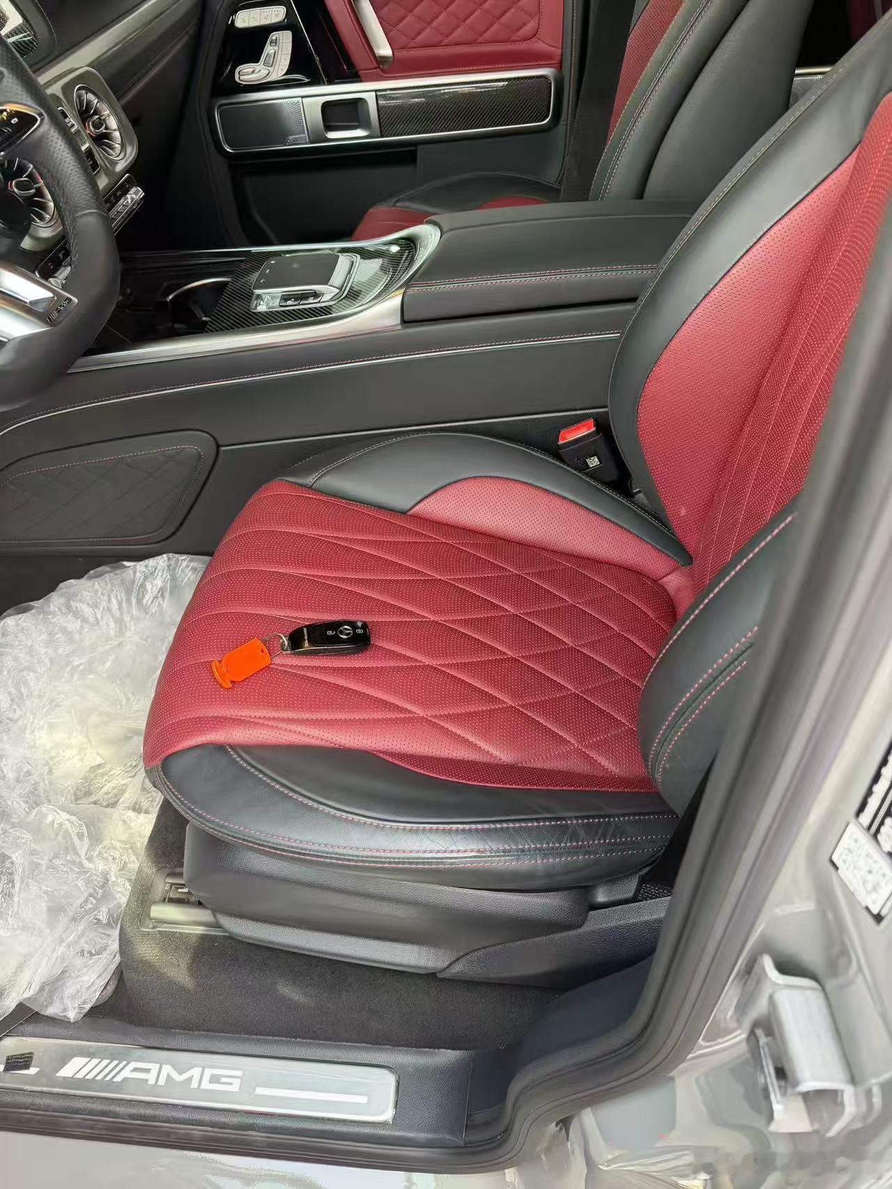 奔驰 G63 经典灰 红内957＋经典灰车漆58500＋957孟加拉红13200