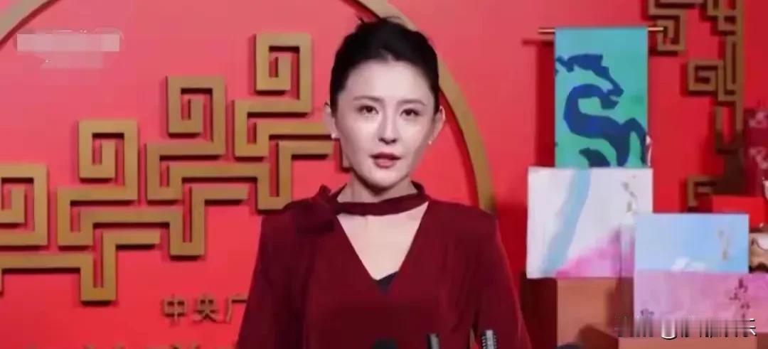 热依扎又上热榜了，这次是因为要为春晚减肥。

想想有点意思。这位姐姐以前多刚啊，