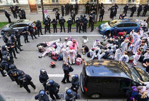 乱了，乱了，英国暴发疫情！美国也暴发疫情，中国呢？

美国流感季刚启动，已经累计