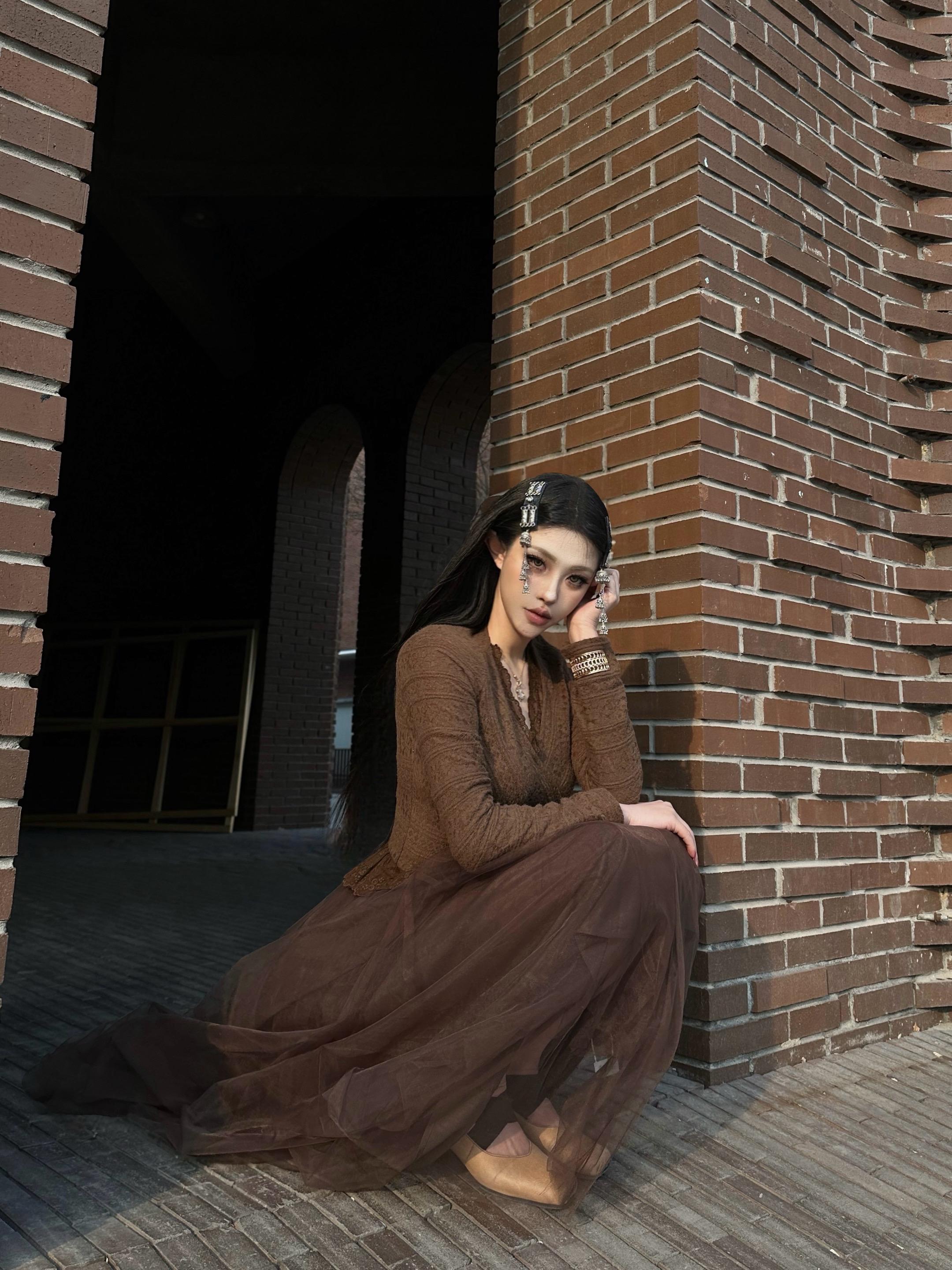 爱是流动的关系 时间是流动的现实 自己是流动的主体 人性是流动的利益 ...