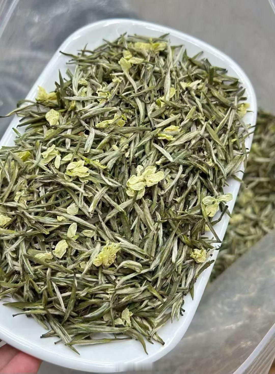 生活是灯，票子是油，要想灯亮，必须加油。 