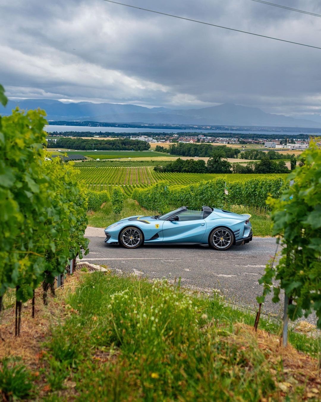 法拉利 812 Competizione Aperta ​​​