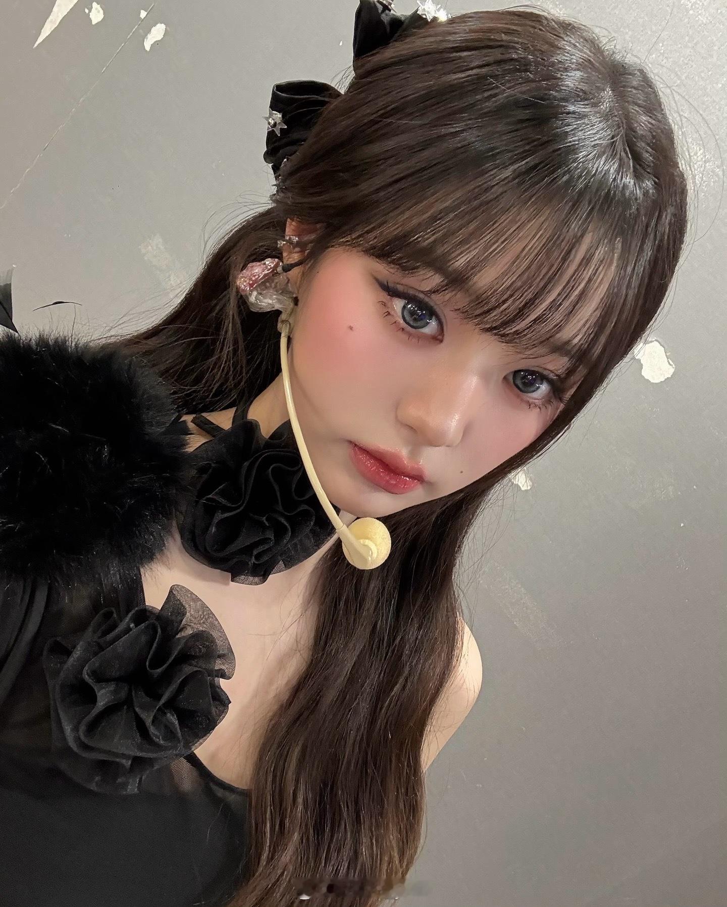 张元英🖤 ​​​