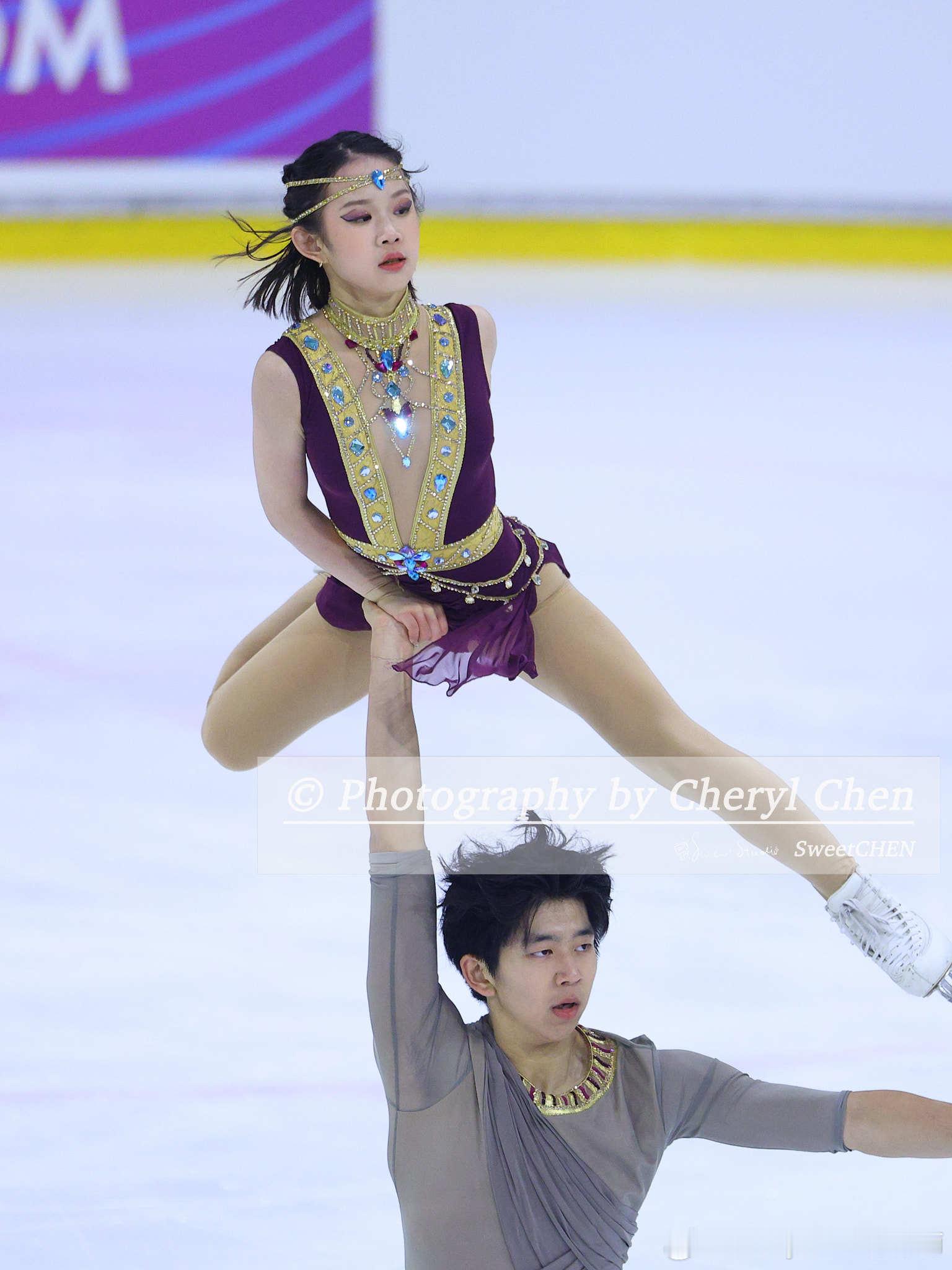萱女王这颗大钻也太闪了糖摄影花样滑冰2026JGP里加站 ​​​